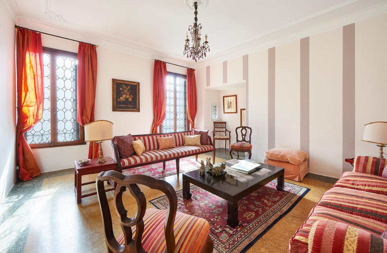 Ca' Fenice, Charming Apartment In San Marco, Sleep 7 Venesia Bagian luar foto