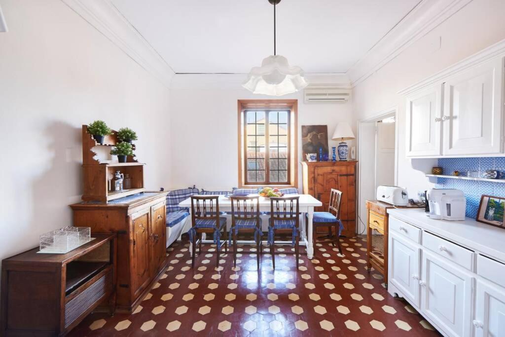 Ca' Fenice, Charming Apartment In San Marco, Sleep 7 Venesia Bagian luar foto