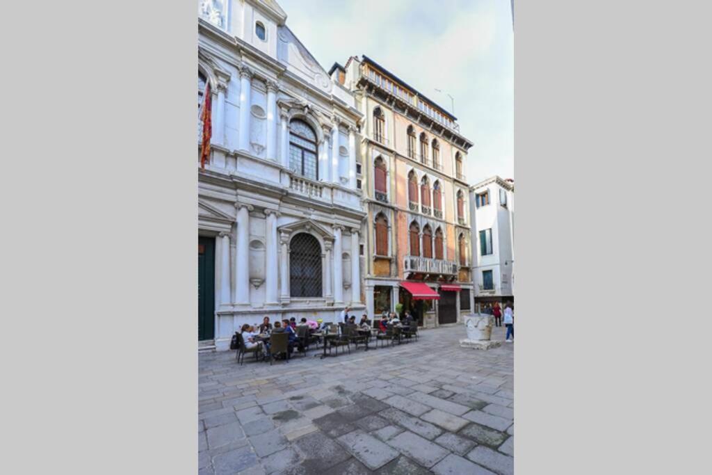Ca' Fenice, Charming Apartment In San Marco, Sleep 7 Venesia Bagian luar foto