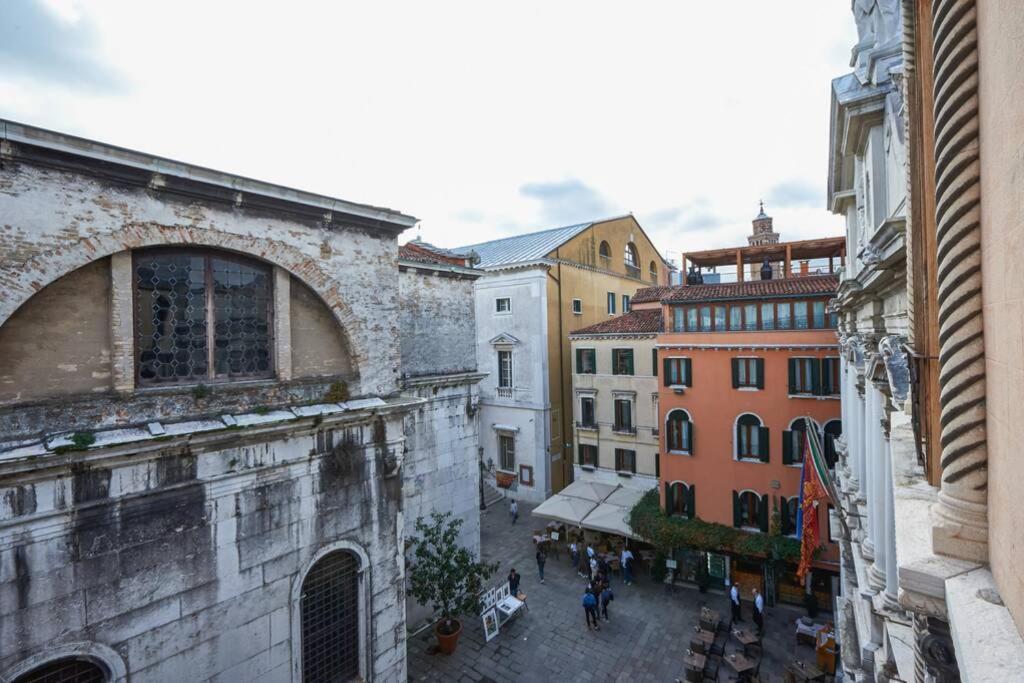 Ca' Fenice, Charming Apartment In San Marco, Sleep 7 Venesia Bagian luar foto