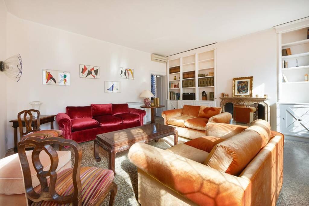 Ca' Fenice, Charming Apartment In San Marco, Sleep 7 Venesia Bagian luar foto